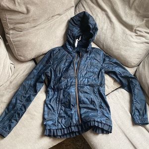 Camo Lululemon jacket in great condition